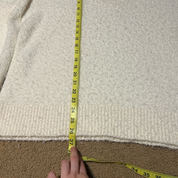 Aerie Women’s Soft Chenille V-Neck Sweater White Textured Knit Size M Oversized - Picture 10 of 11